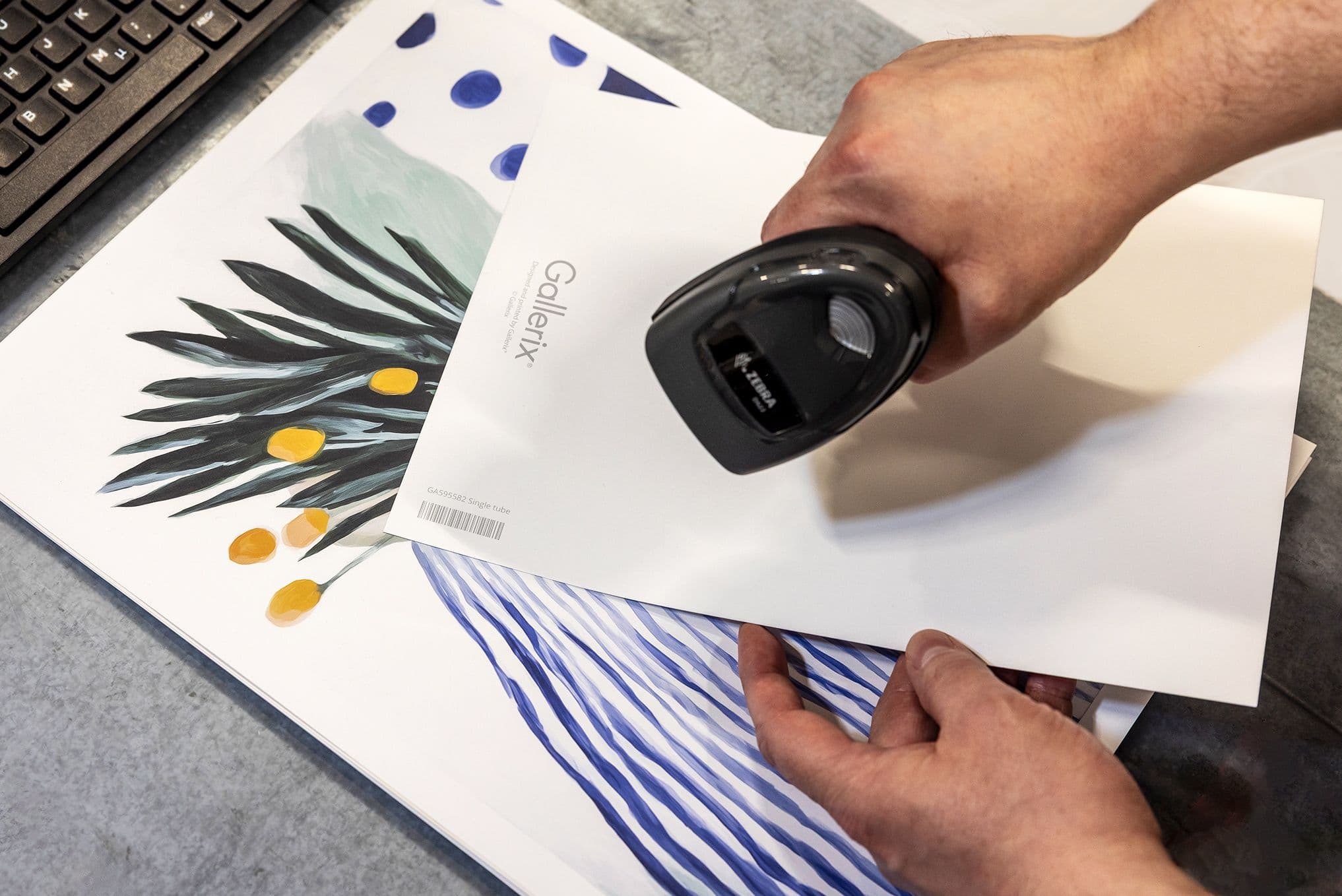 Scanning av EAN-kod på en poster