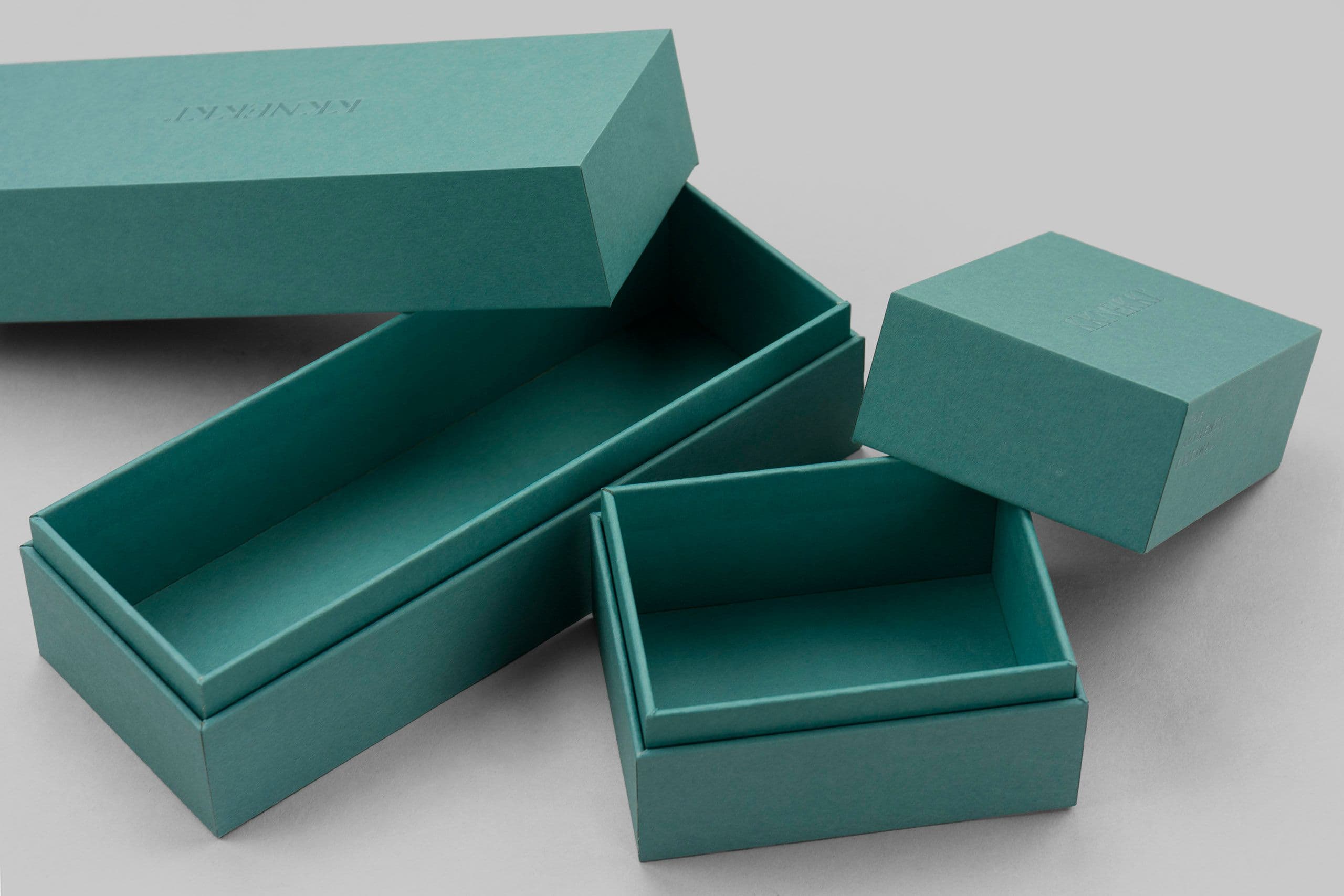 Exclusive rigid box made for cosmetic brand