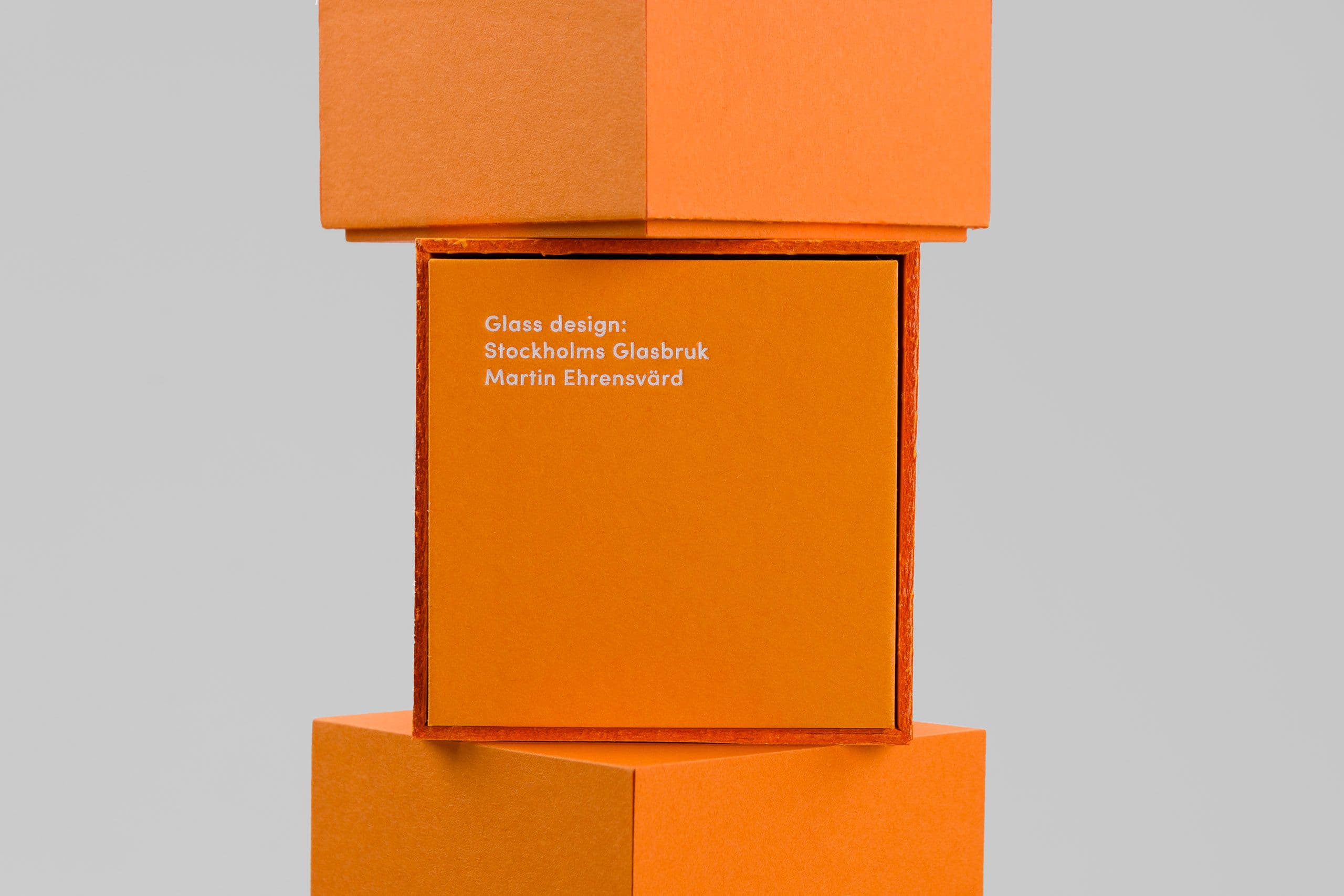 Exclusive rigid boxes for industry and tech