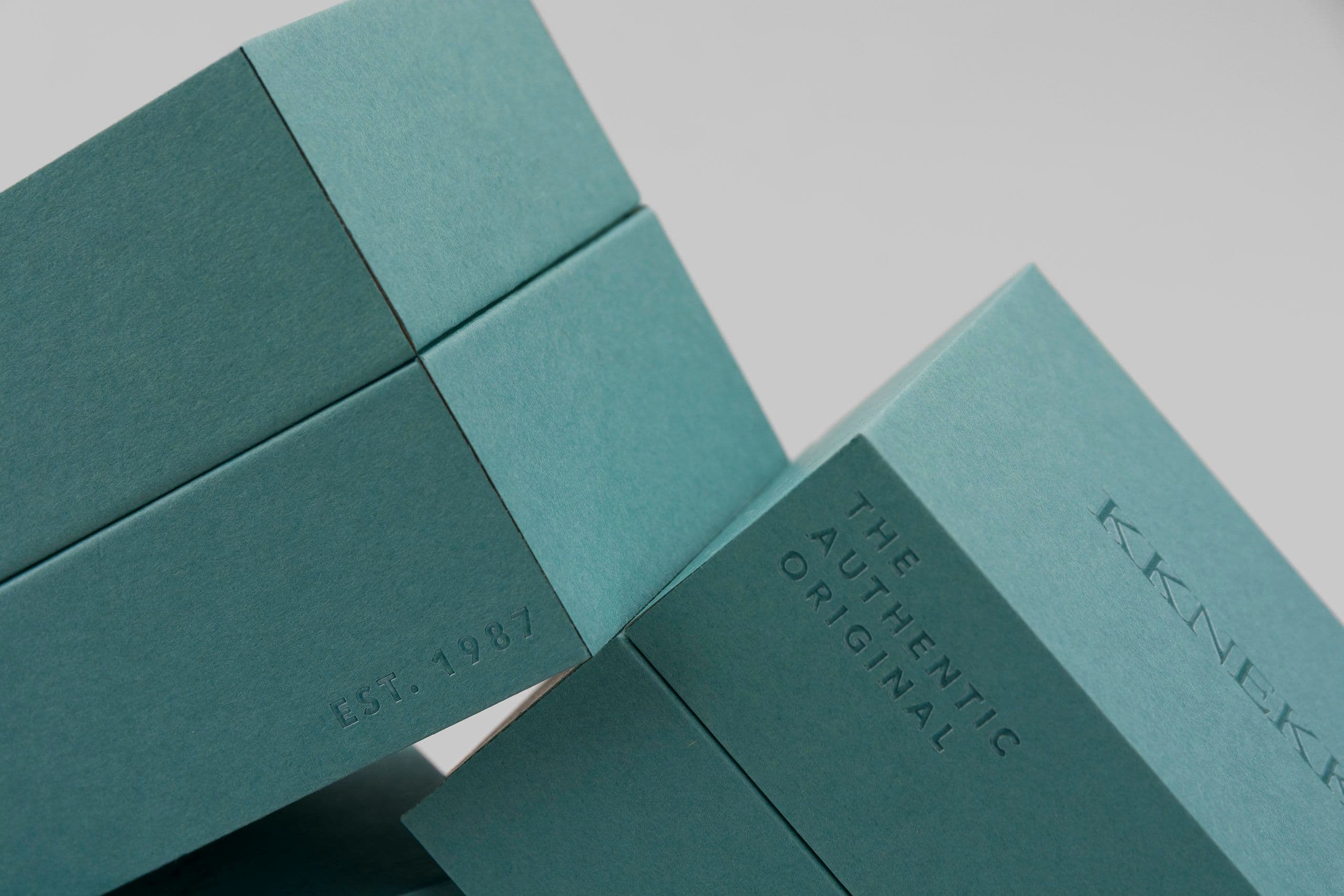 Exclusive rigid box made for cosmetic brand